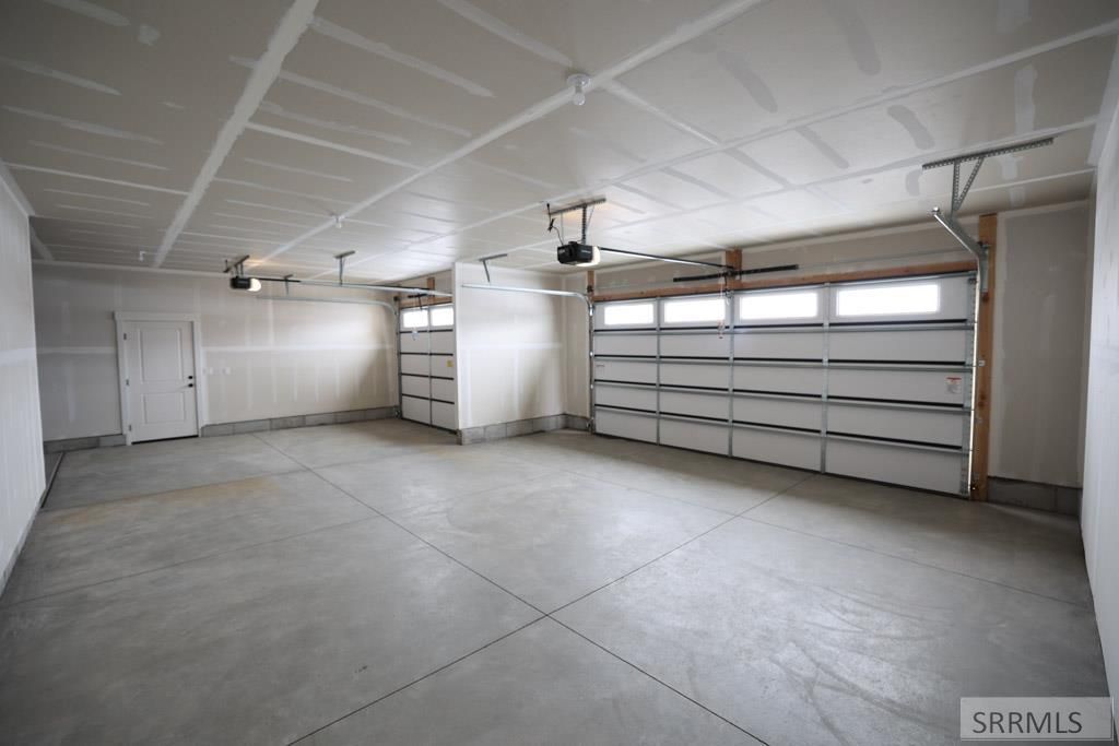 Image 15 of property listing at 2857 N Grant Avenue, Idaho Falls, ID 83401