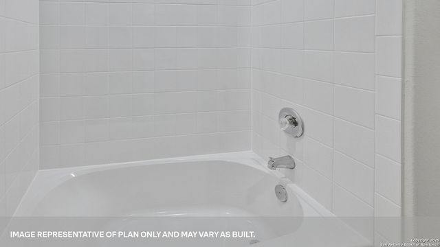 329 COTTONMOUTH LANE, Seguin, TX 78155