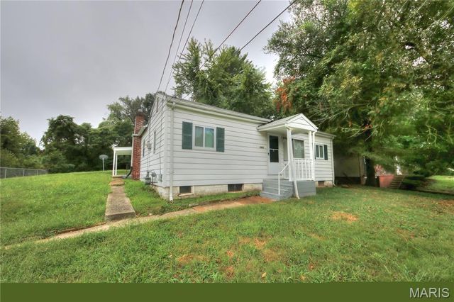 7402 Blanding Drive, Ferguson, MO 63135