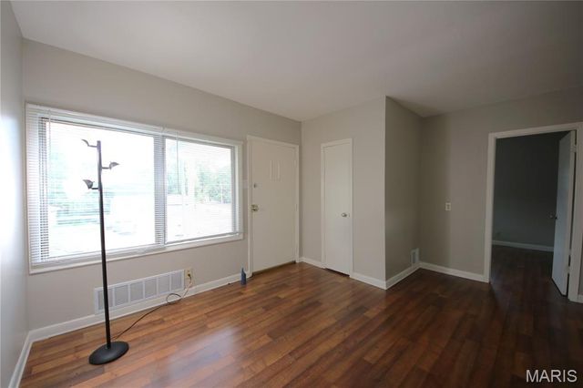 7402 Blanding Drive, Ferguson, MO 63135