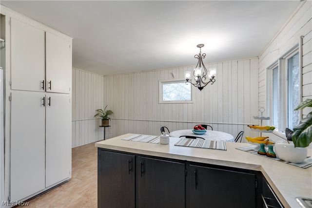 1440 Treasch Drive, Cuyahoga Falls, OH 44221