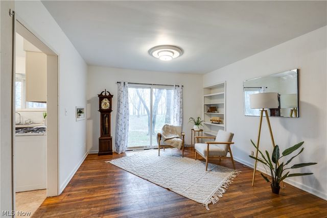 1440 Treasch Drive, Cuyahoga Falls, OH 44221