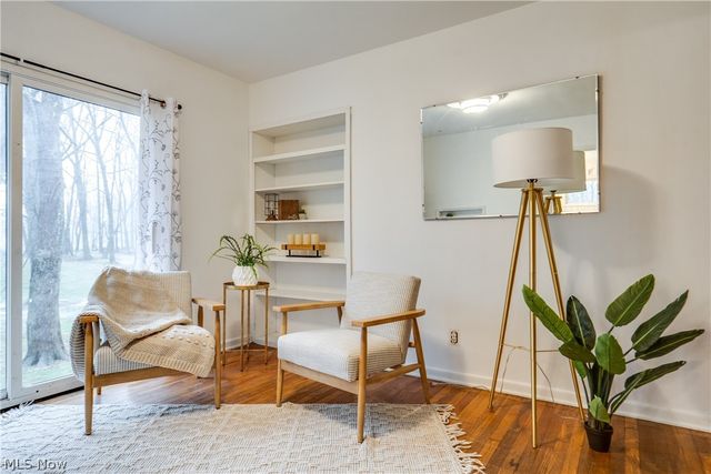 1440 Treasch Drive, Cuyahoga Falls, OH 44221