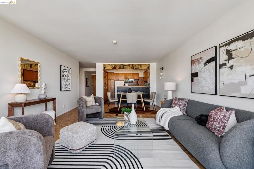 Image 12 of property listing at 320 Lee St 603, Oakland, CA 94610