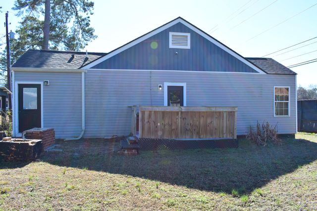 1101 Pine Drive NW, Aiken, SC 29801