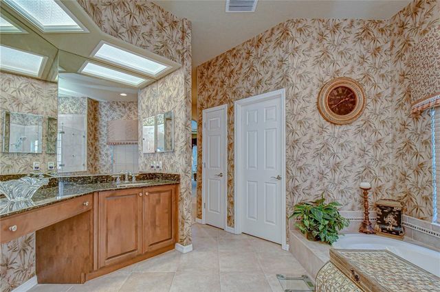 20915 LAKE VIENNA DRIVE, Land O Lakes, FL 34638