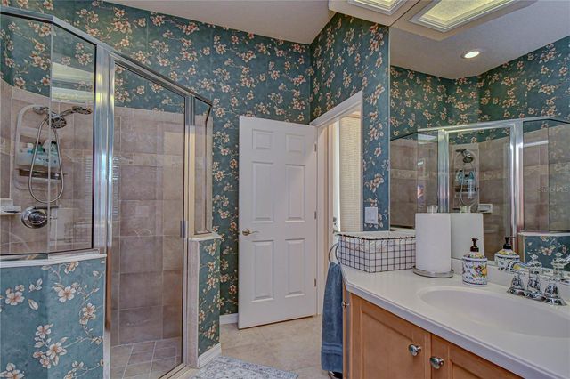 20915 LAKE VIENNA DRIVE, Land O Lakes, FL 34638