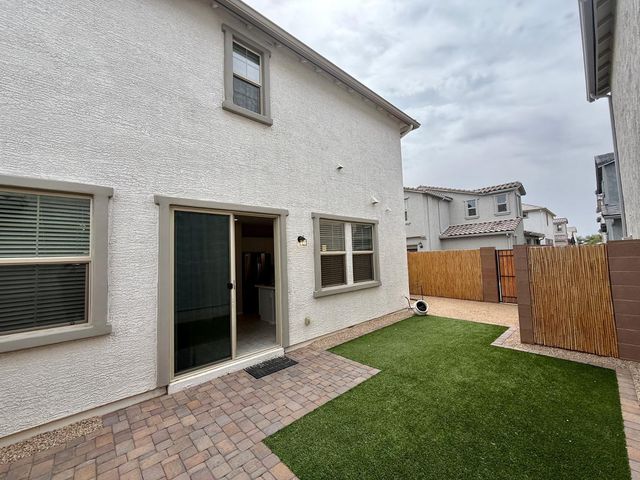 14220 W Buckskin Trail, Surprise, AZ 85387