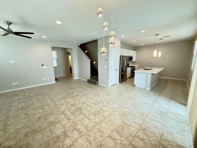 14220 W Buckskin Trail, Surprise, AZ 85387