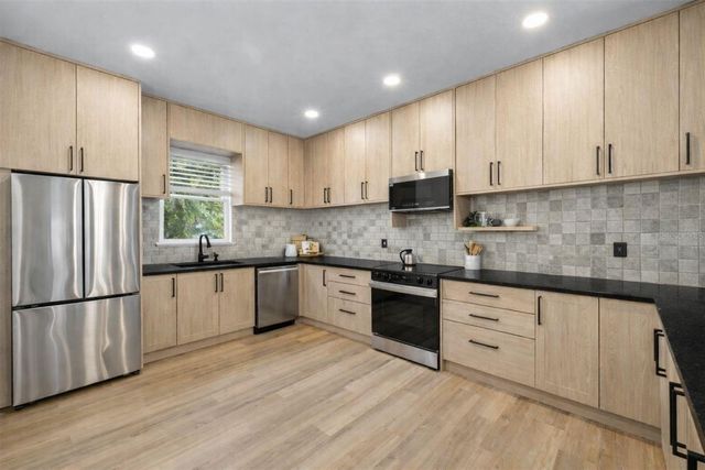 212 W EUCLID AVENUE B, Tampa, FL 33602