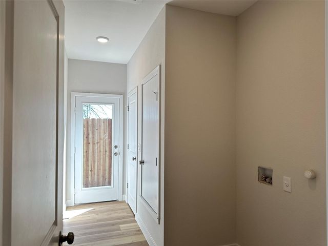 1115 Neches ST, Lockhart, TX 78644