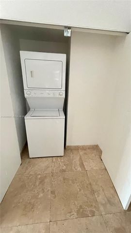 350 S Miami Ave 2302, Miami, FL 33130