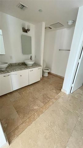 350 S Miami Ave 2302, Miami, FL 33130