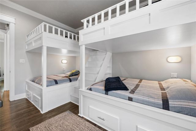 938 Eastview, Port Bolivar, TX 77650