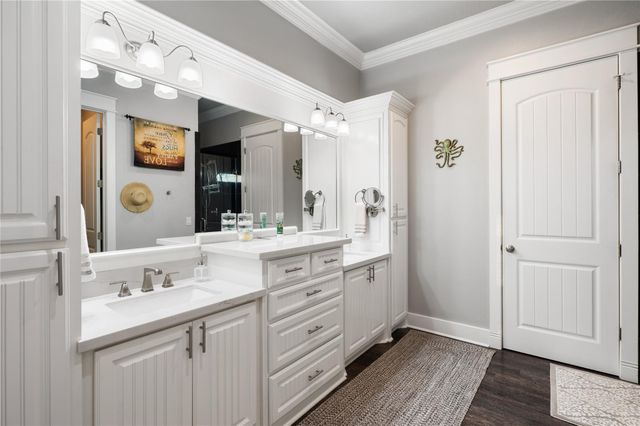 938 Eastview, Port Bolivar, TX 77650