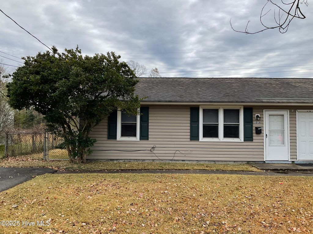 1018 Davis Street, Jacksonville, NC 28540