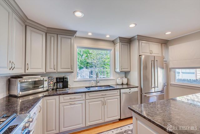 47 Orchard Avenue, Metuchen, NJ 08840