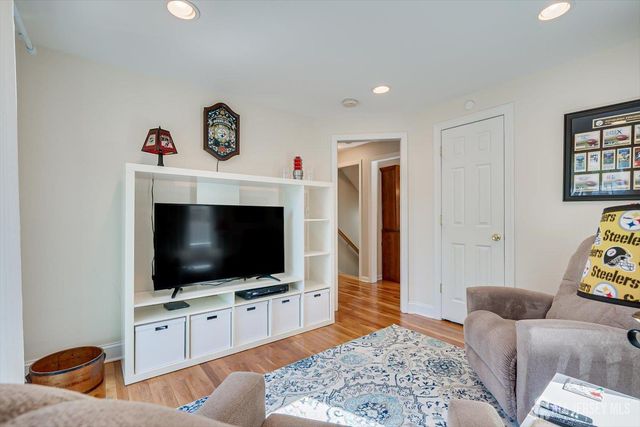 47 Orchard Avenue, Metuchen, NJ 08840