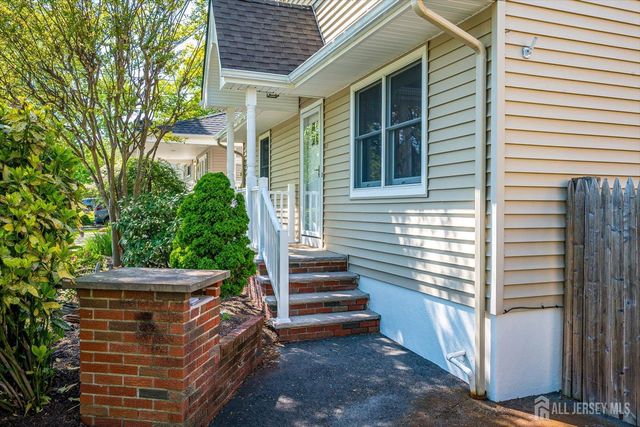 47 Orchard Avenue, Metuchen, NJ 08840