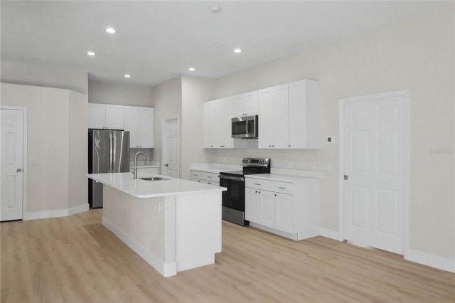 2906 SUTTON OAKS COURT, Plant City, FL 33566