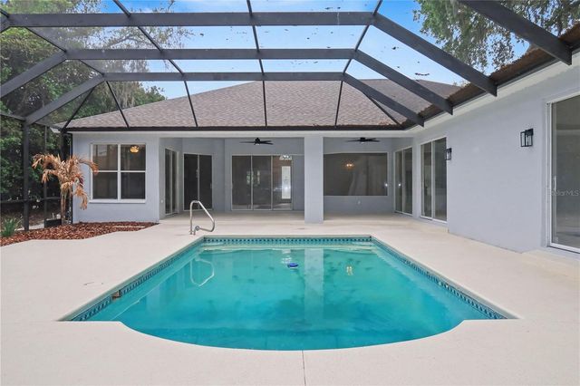 2906 SUTTON OAKS COURT, Plant City, FL 33566