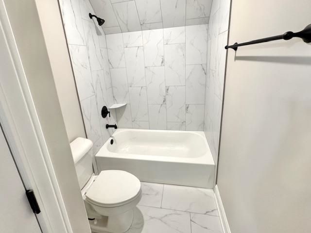 575 ROSALIE WOODS DR, Cordova, TN 38018