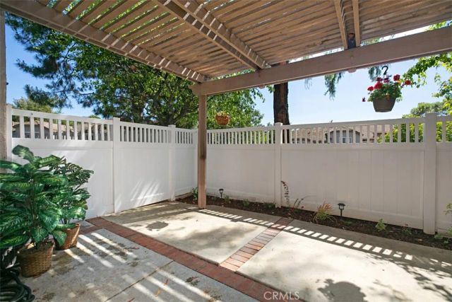 24392 Kingston Court 72, Laguna Hills, CA 92653