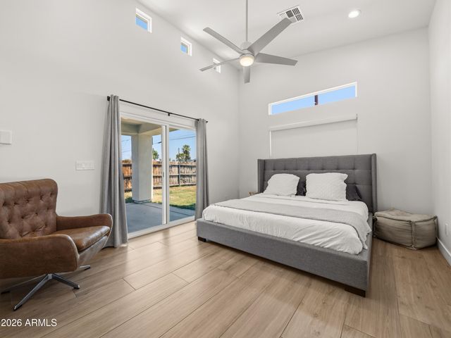 2345 N 28th Place, Phoenix, AZ 85008