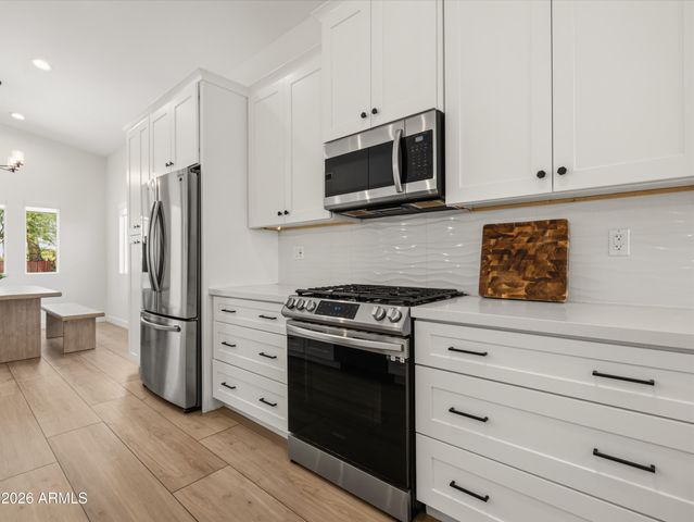 2345 N 28th Place, Phoenix, AZ 85008