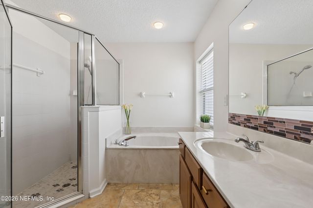 12564 KERNAN FOREST Boulevard, Jacksonville, FL 32225