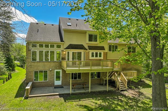 1358 Potomac Drive, Rochester Hills, MI 48306