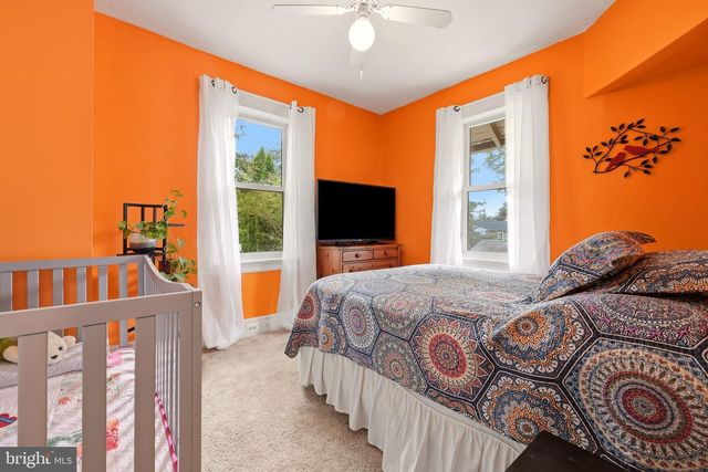 24 N DAVIS AVE, Audubon, NJ 08106