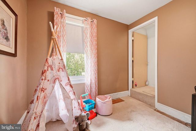 24 N DAVIS AVE, Audubon, NJ 08106