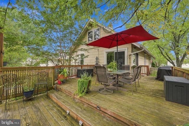 24 N DAVIS AVE, Audubon, NJ 08106