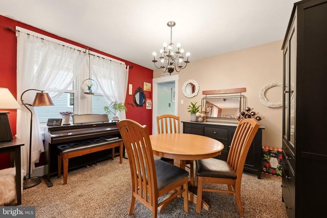 24 N DAVIS AVE, Audubon, NJ 08106