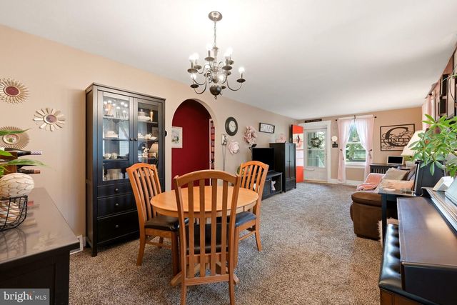 24 N DAVIS AVE, Audubon, NJ 08106