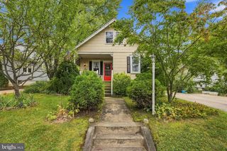 24 N DAVIS AVE, Audubon, NJ 08106