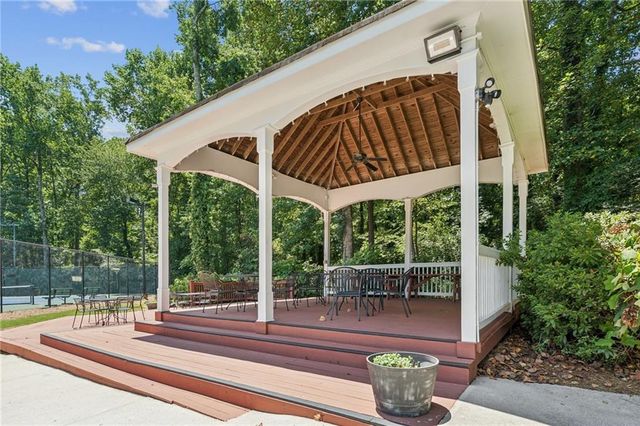 1404 Hattiesburg Court, Grayson, GA 30017