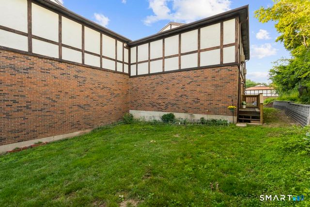 181 Hicks Street 2D, Meriden, CT 06450