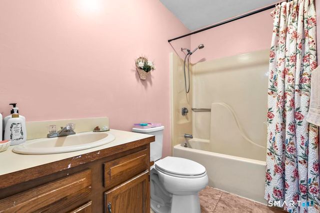 181 Hicks Street 2D, Meriden, CT 06450