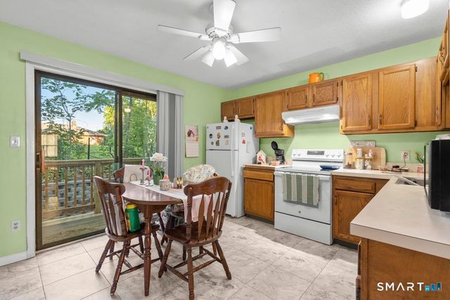 181 Hicks Street 2D, Meriden, CT 06450