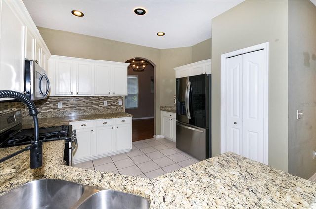 10605 KIDBROOKE COURT, Tampa, FL 33626