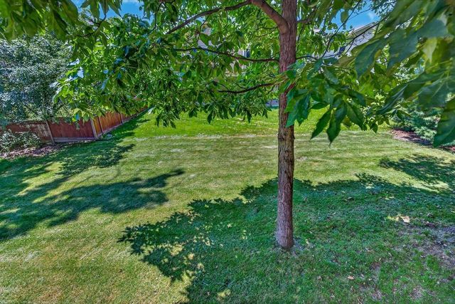 1714 Sawtooth Lane, Madison, WI 53719