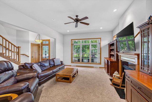 1714 Sawtooth Lane, Madison, WI 53719