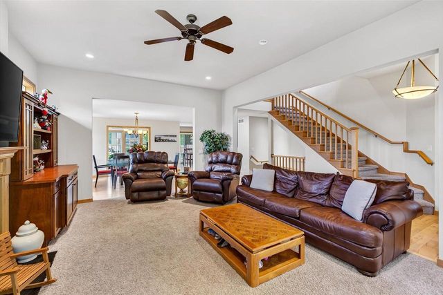 1714 Sawtooth Lane, Madison, WI 53719