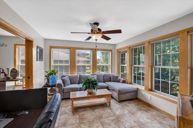 1714 Sawtooth Lane, Madison, WI 53719
