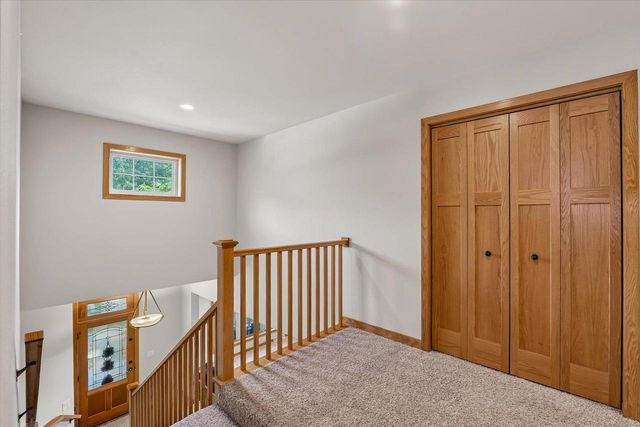 1714 Sawtooth Lane, Madison, WI 53719