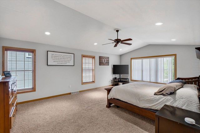 1714 Sawtooth Lane, Madison, WI 53719