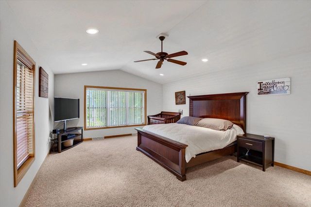 1714 Sawtooth Lane, Madison, WI 53719