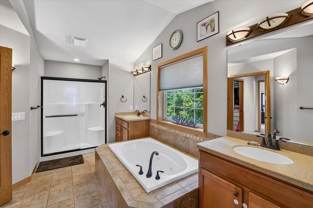 1714 Sawtooth Lane, Madison, WI 53719